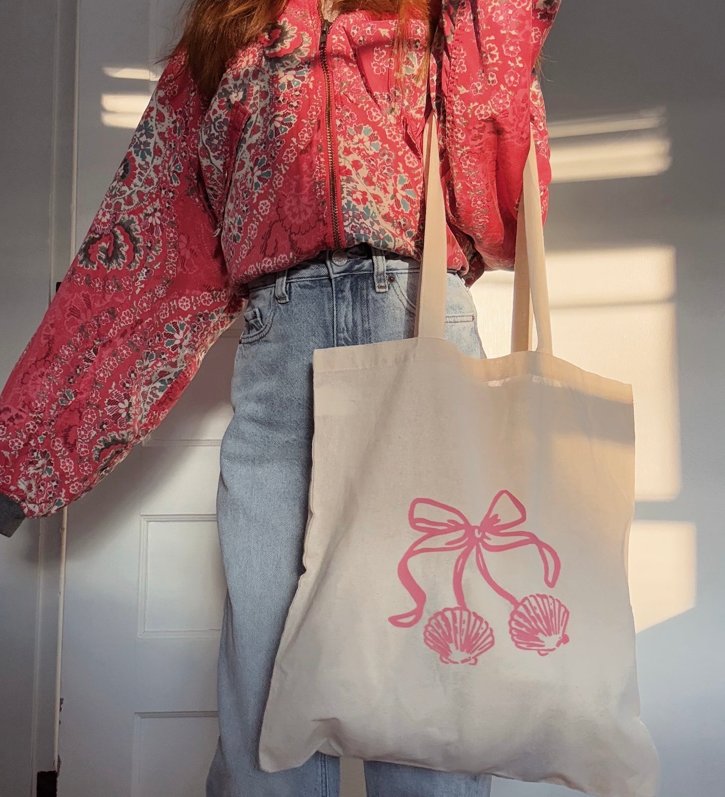 Bow Seashell Tote