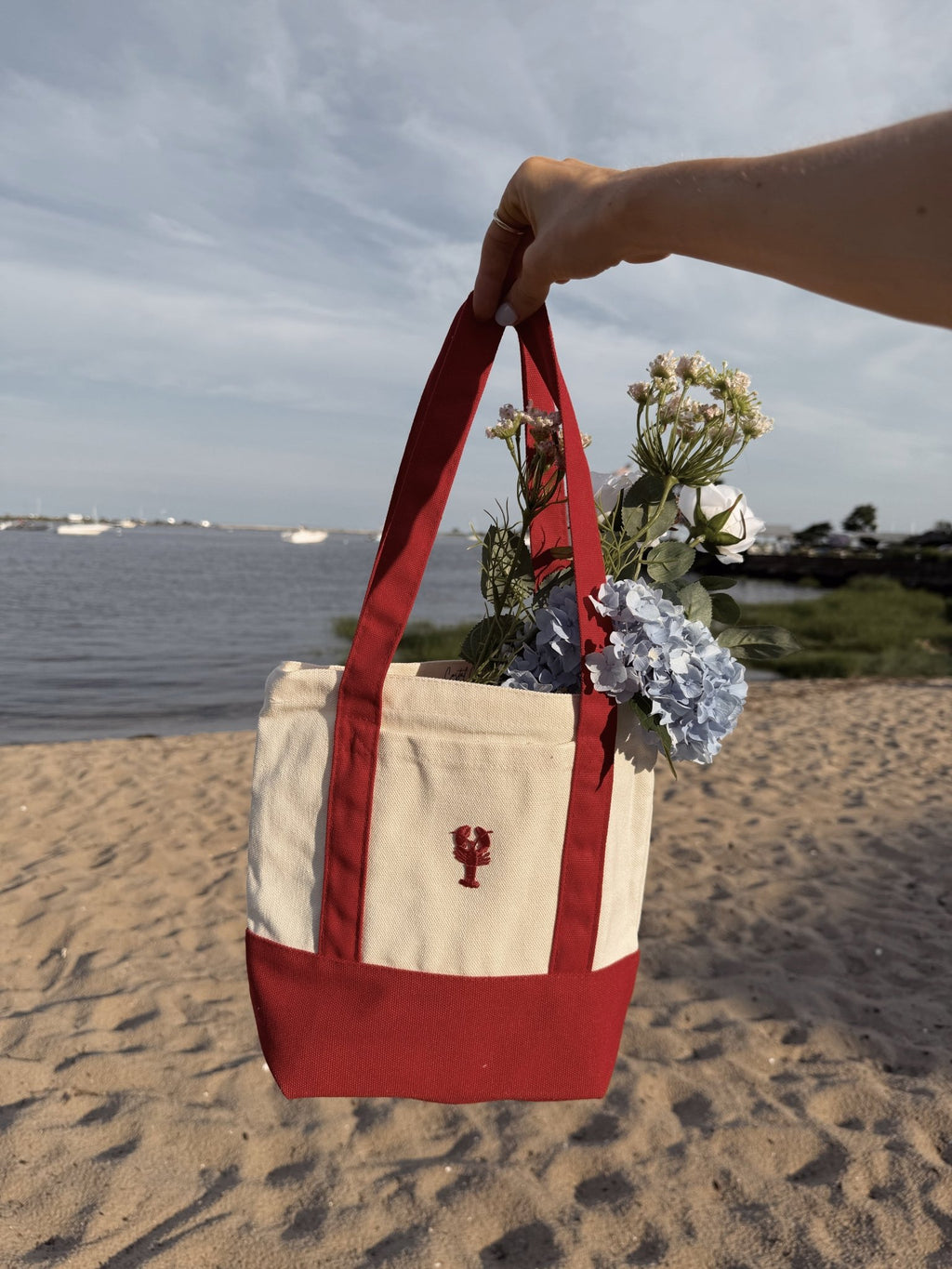 Lucky Lucy Lobster Tote - costal.customs