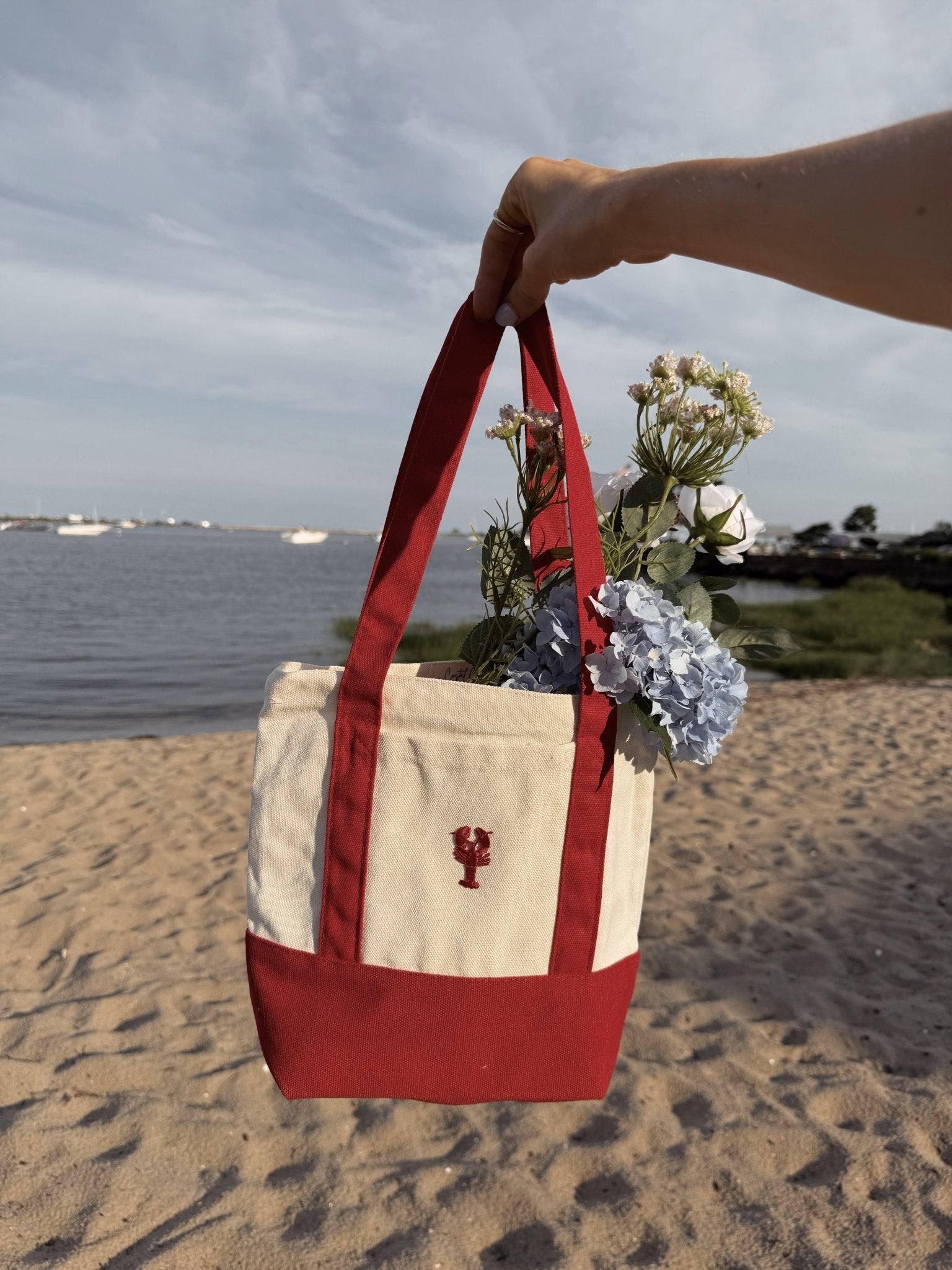 Lucky Lucy Lobster Tote - costal.customs